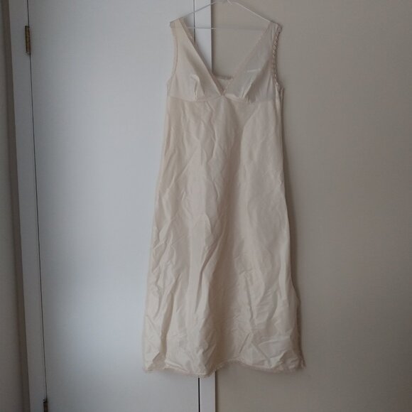 Vintage Full Slip 38" Bust 43" Hip Retro Undergarment Lingerie Plain Minimalist - Picture 4 of 13